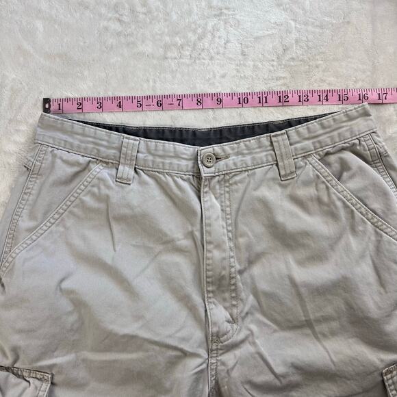 Wrangler Men’s cargo shorts size 32x9 khaki - Picture 6 of 8